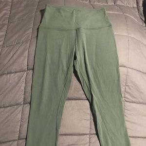 Lululemon align crop size 6